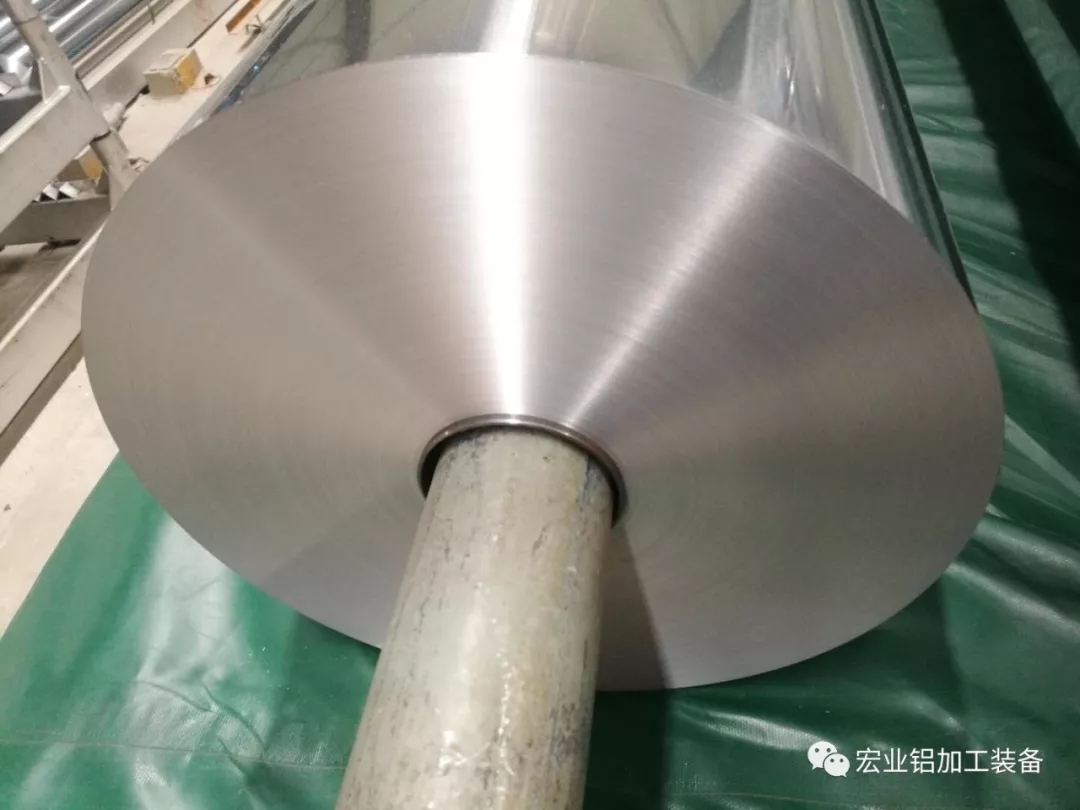 国内首台自主研发2300mm立式铝箔分卷机成功投产(图3)